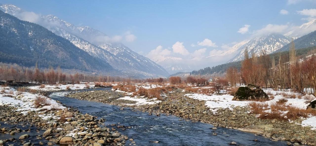 White Water Resorts Pahalgām Exterior foto